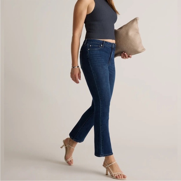 Quince Denim - Quince Stretch High Rise Kick Flare Jeans Dark Wash size‎ 25